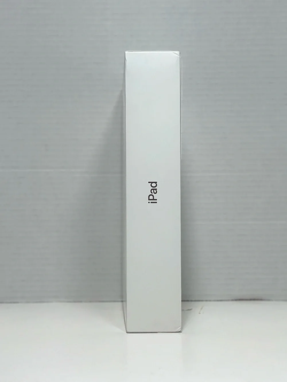 Apple iPad 9th Generation (Silver) - EMPTY BOX ONLY Ultra-Thin Tablet